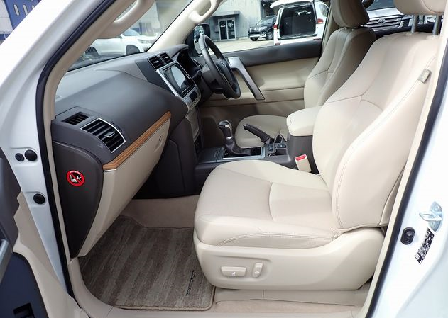 2020 Toyota Land Cruiser Prado TX-L