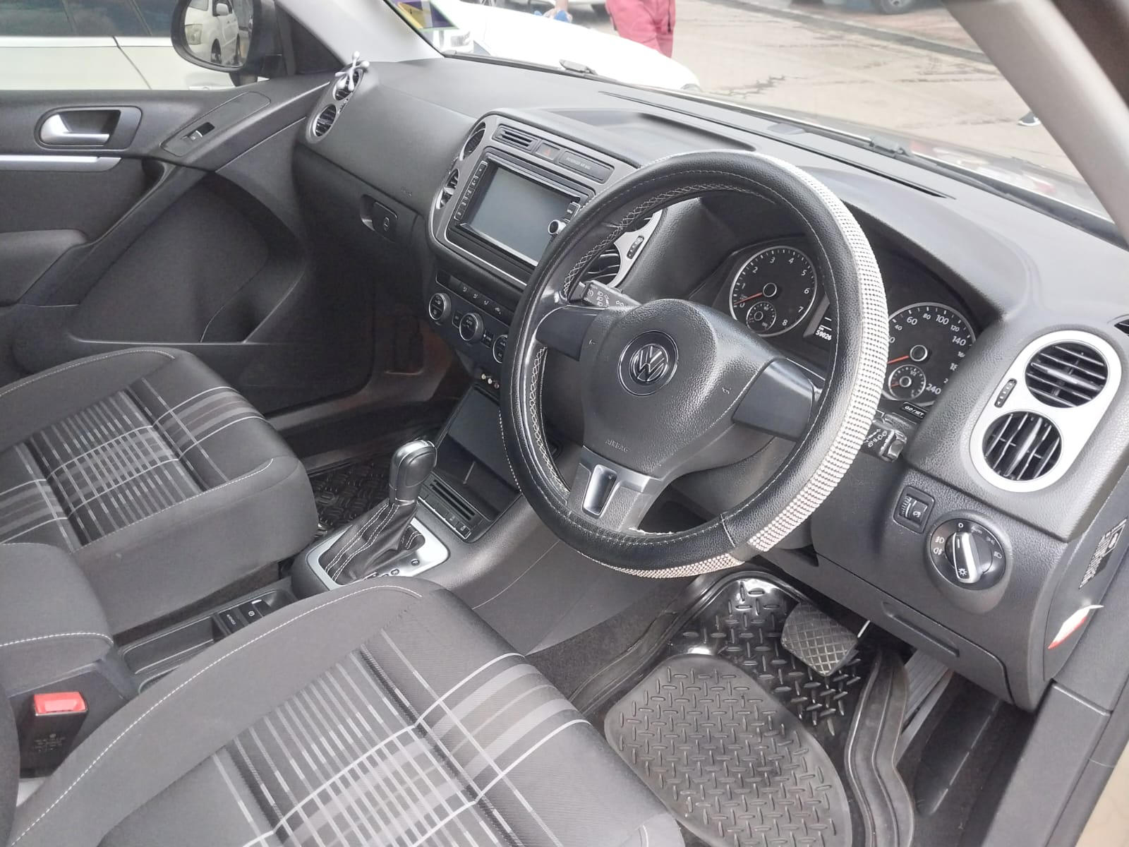 2016 Volkswagen Tiguan S