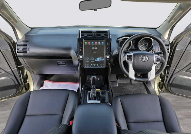 2017 Toyota Land Cruiser Prado