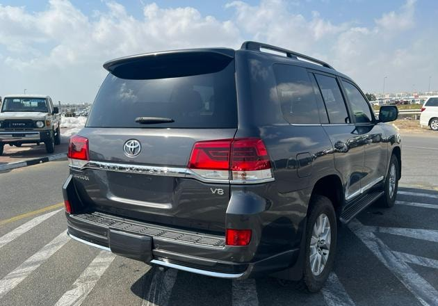 2019 Toyota Land Cruiser Sahara