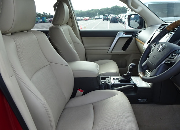 2019 Toyota Land Cruiser Prado TZ-G