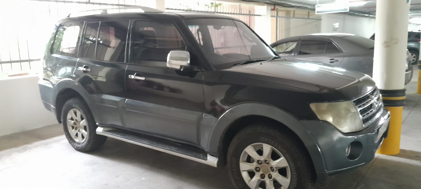 2009 Mitsubishi Pajero