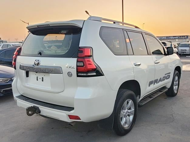 2022 Toyota Land Cruiser Prado TXL