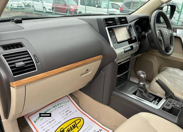 2020 Toyota Land Cruiser Prado TX