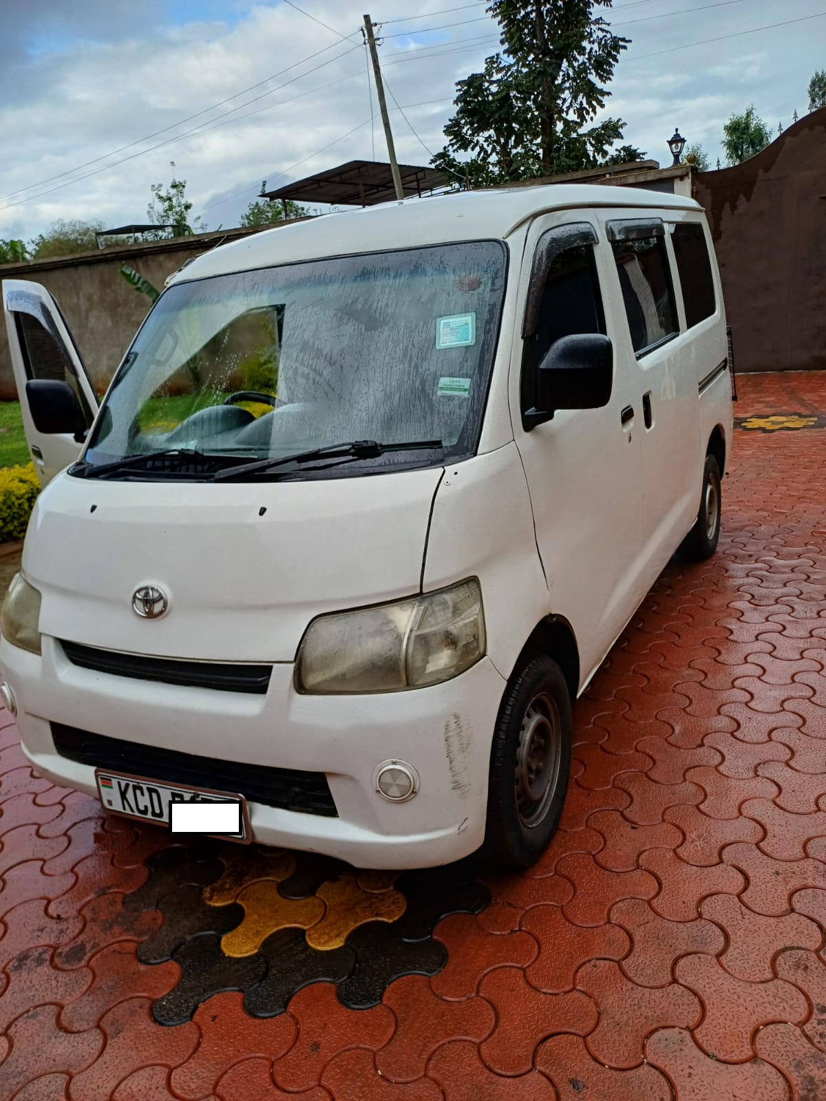 Toyota TownAce 2011