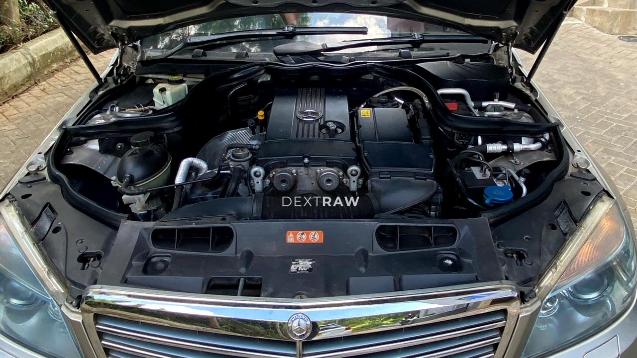 2009 Mercedes-Benz C200