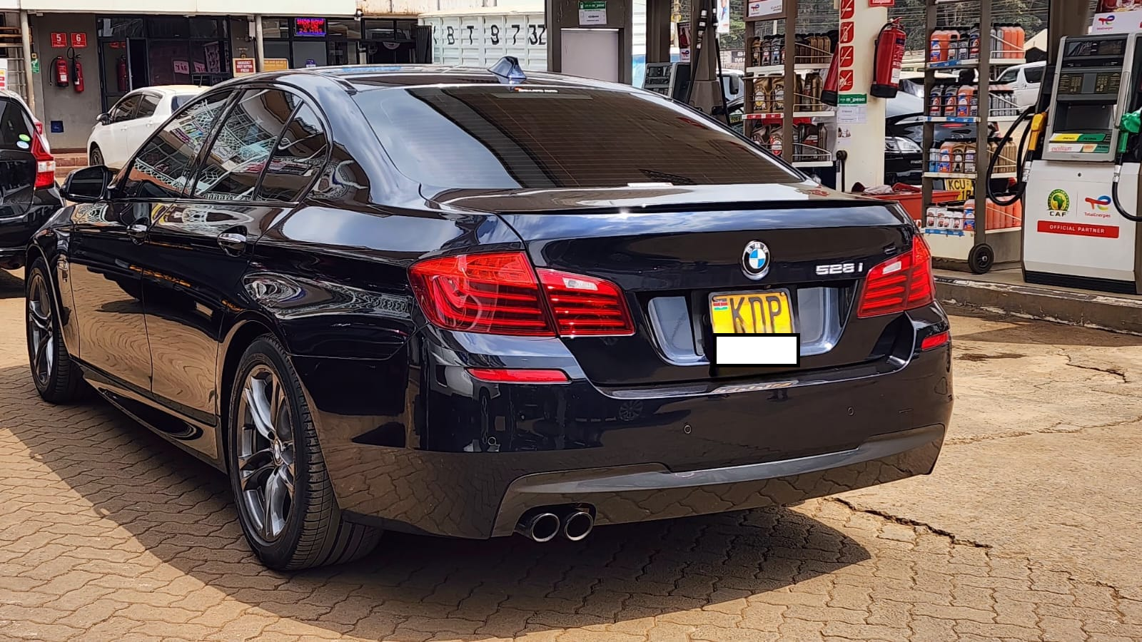 2016 BMW 528i M Sport Trim