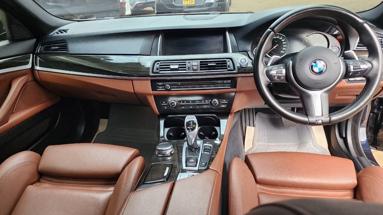 2016 BMW 528i M Sport Trim