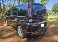 2008 Nissan Serena