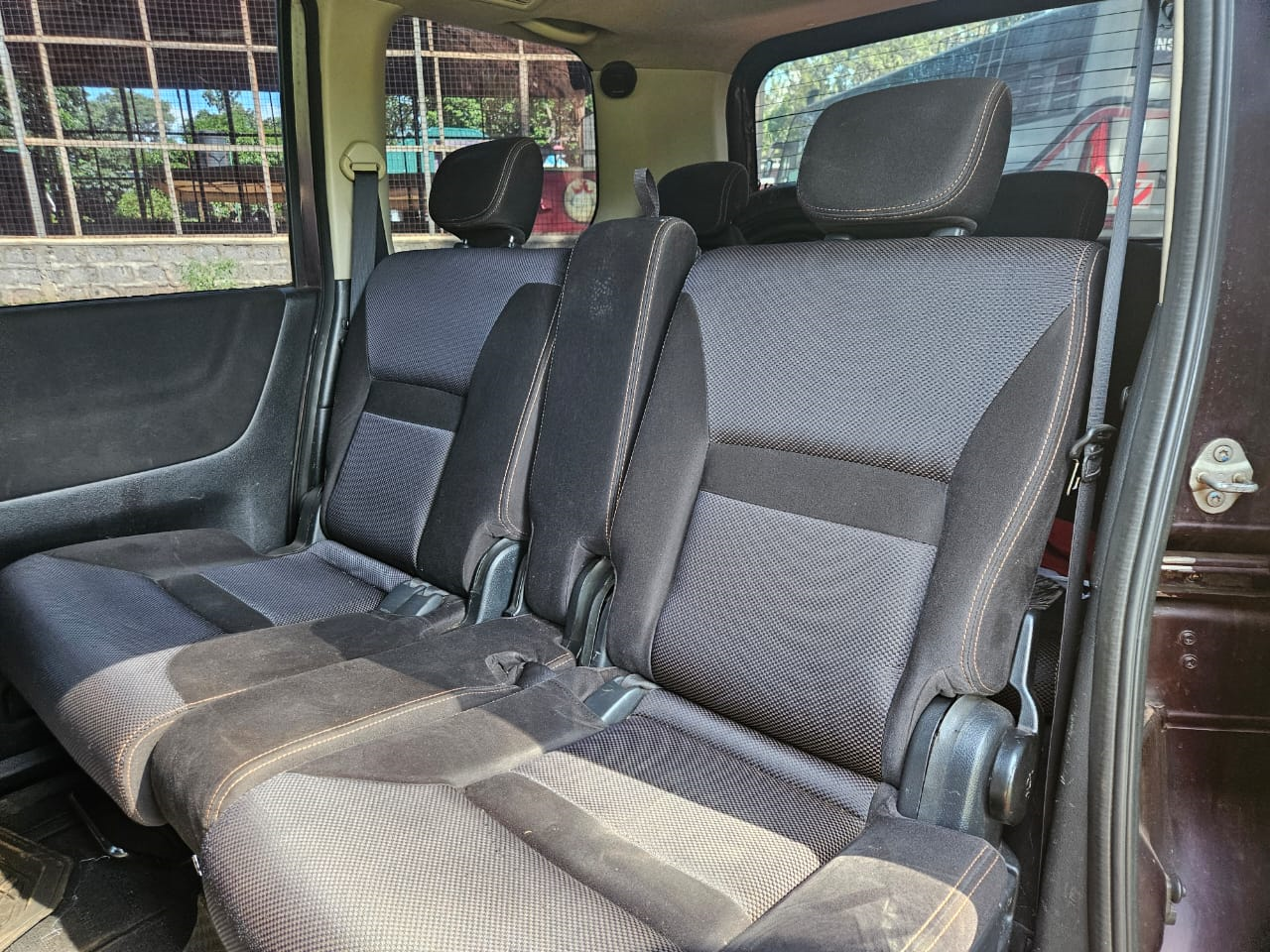 2008 Nissan Serena