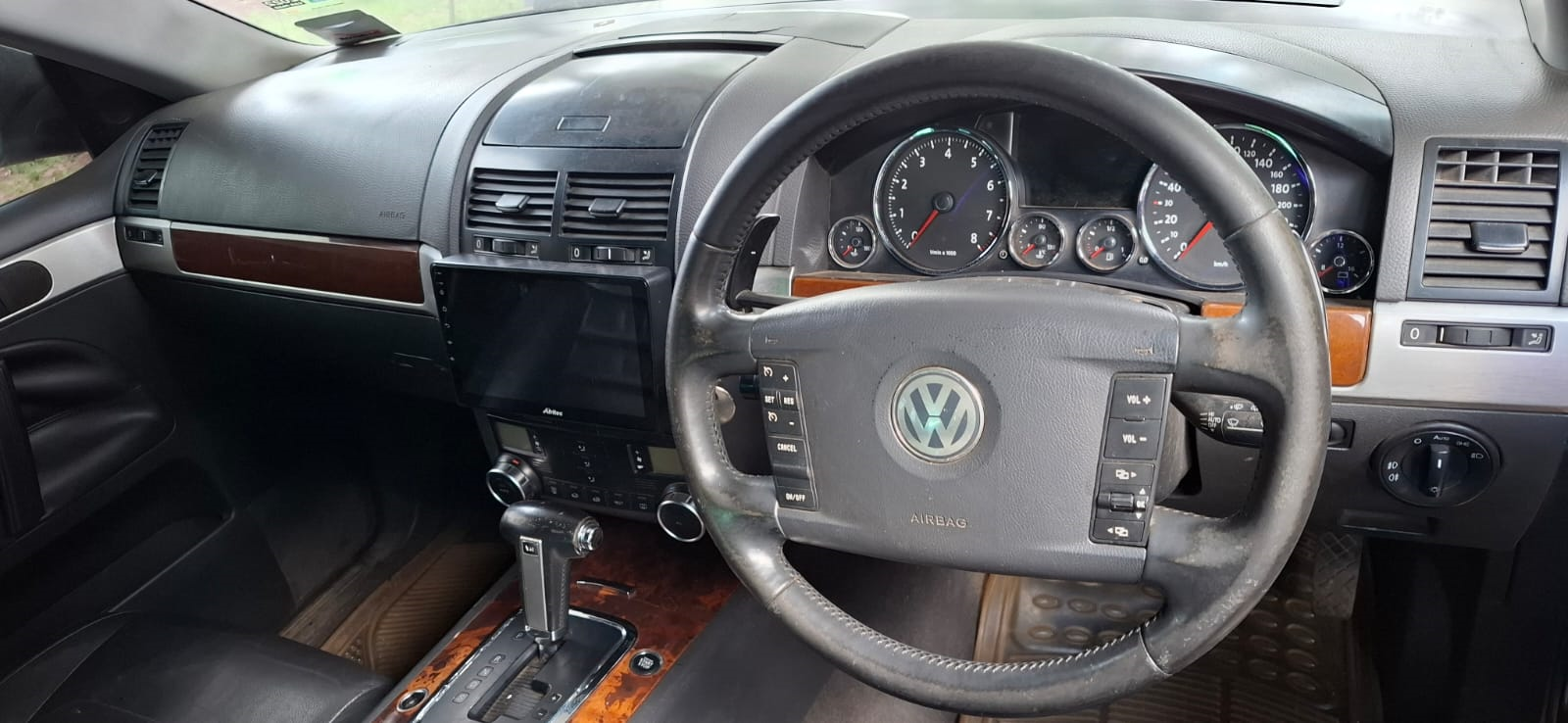 Volkswagen Touareg V6