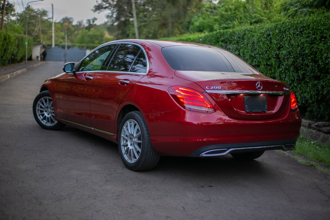 2017 Mercedes-Benz C200 Avantgarde