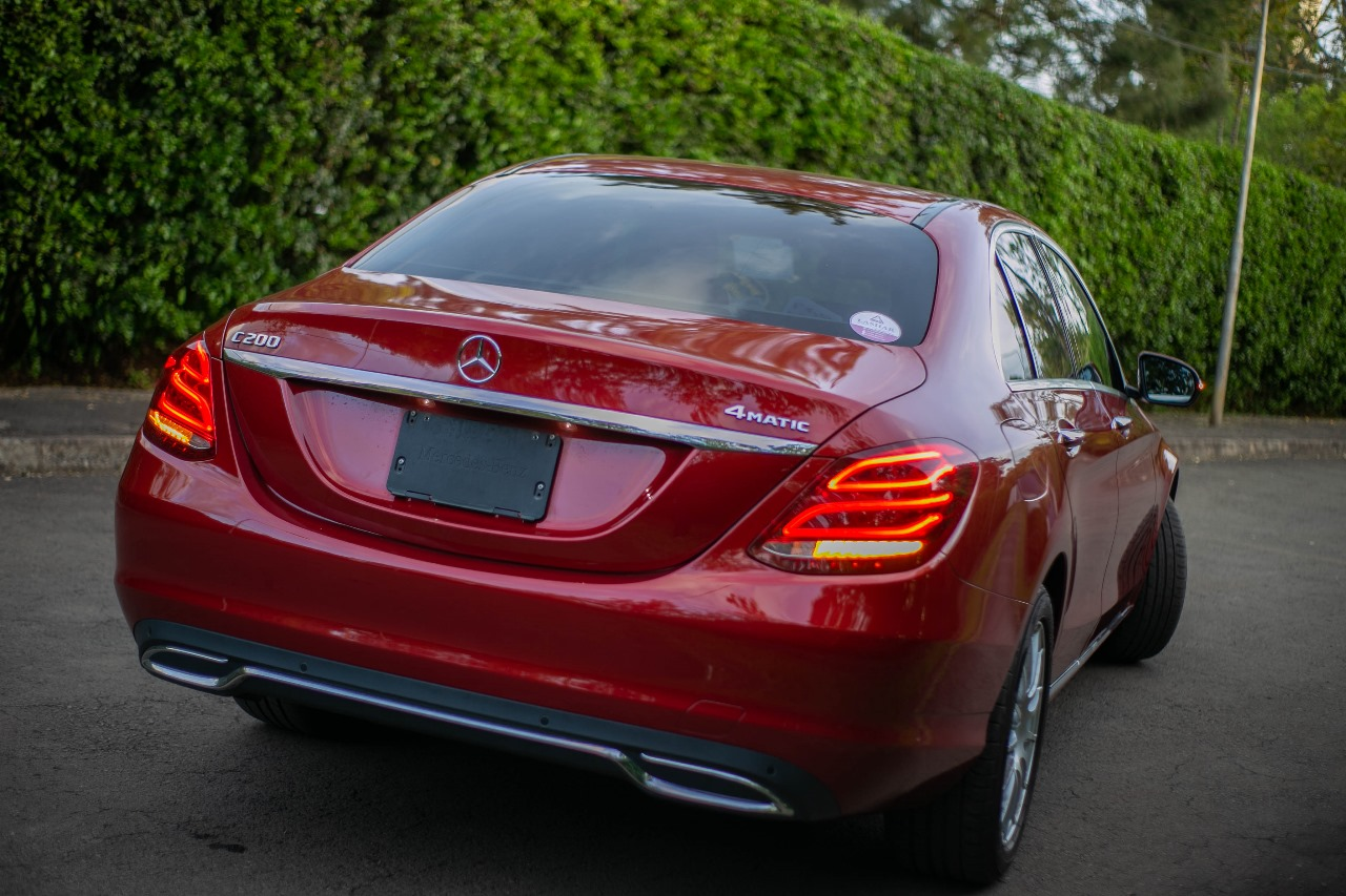 2017 Mercedes-Benz C200 Avantgarde