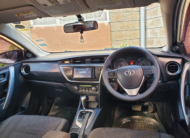 Toyota Auris 2014