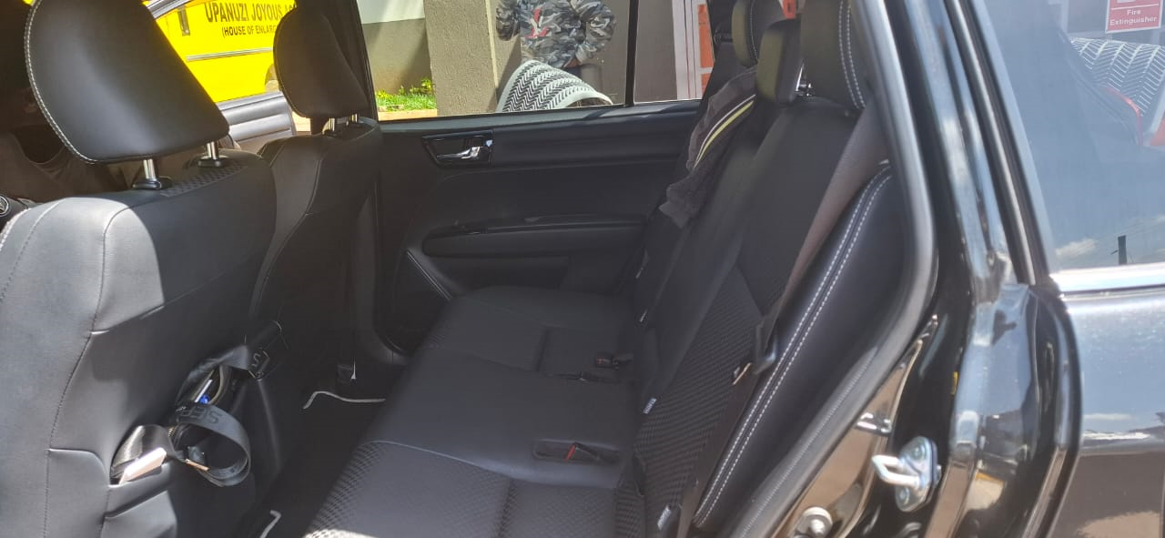 2017 Toyota Corolla Fielder Hybrid