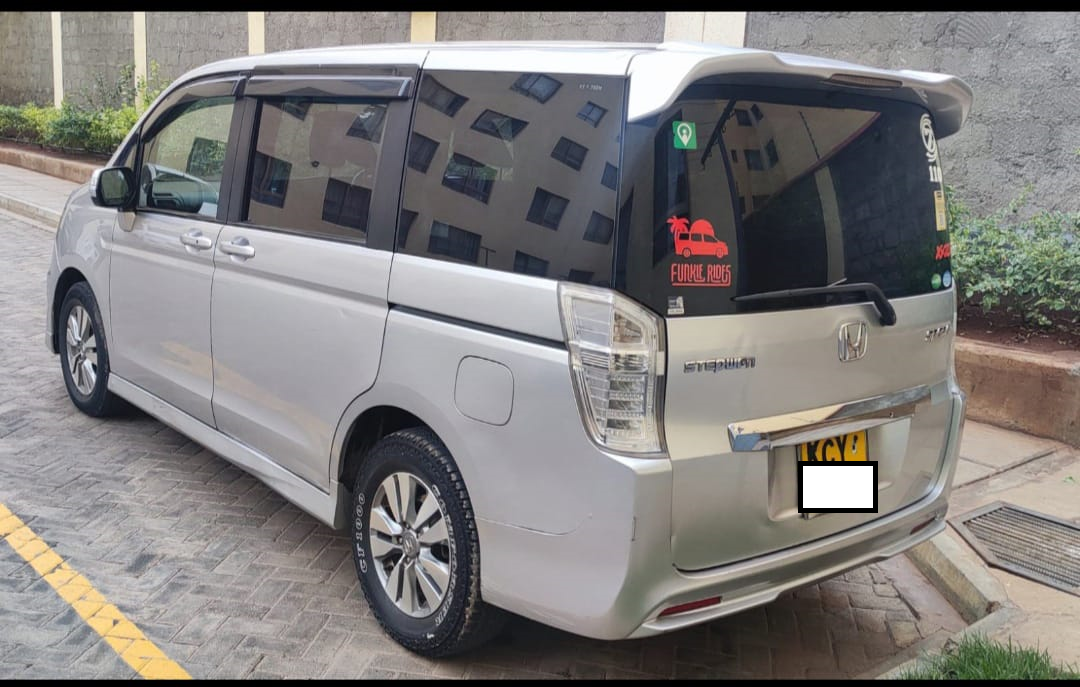 2013 Honda Stepwagon Spada