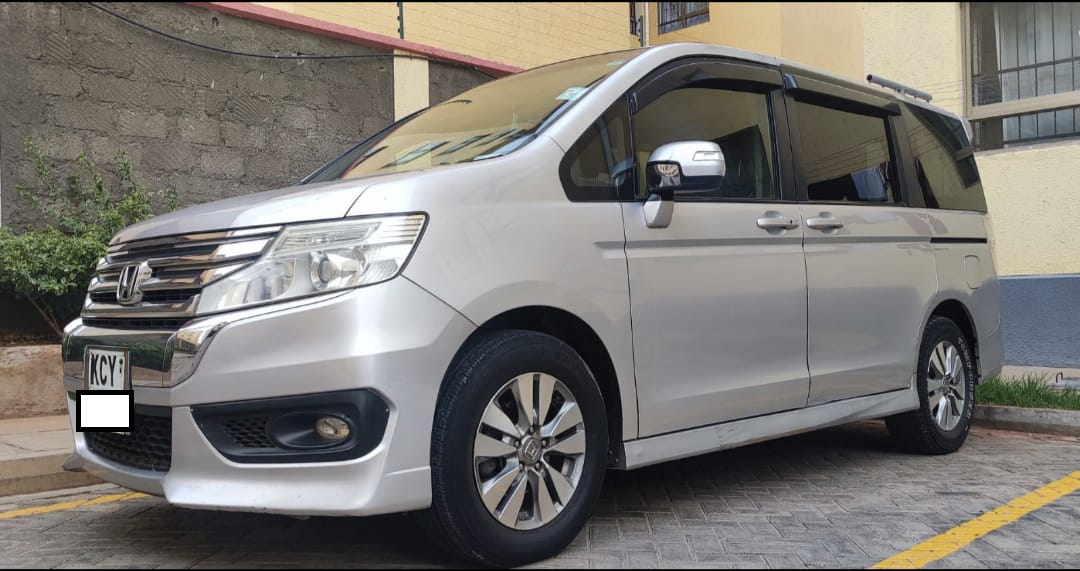 2013 Honda Stepwagon Spada