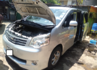 2012 Toyota Noah