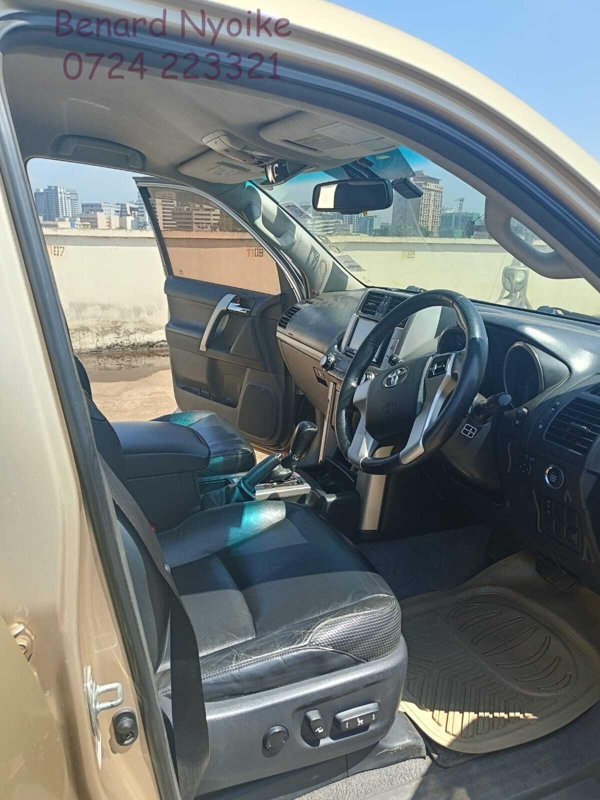 2011 Toyota Prado TX