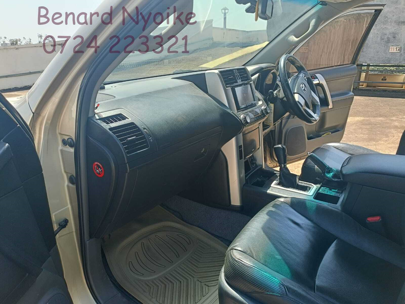 2011 Toyota Prado TX