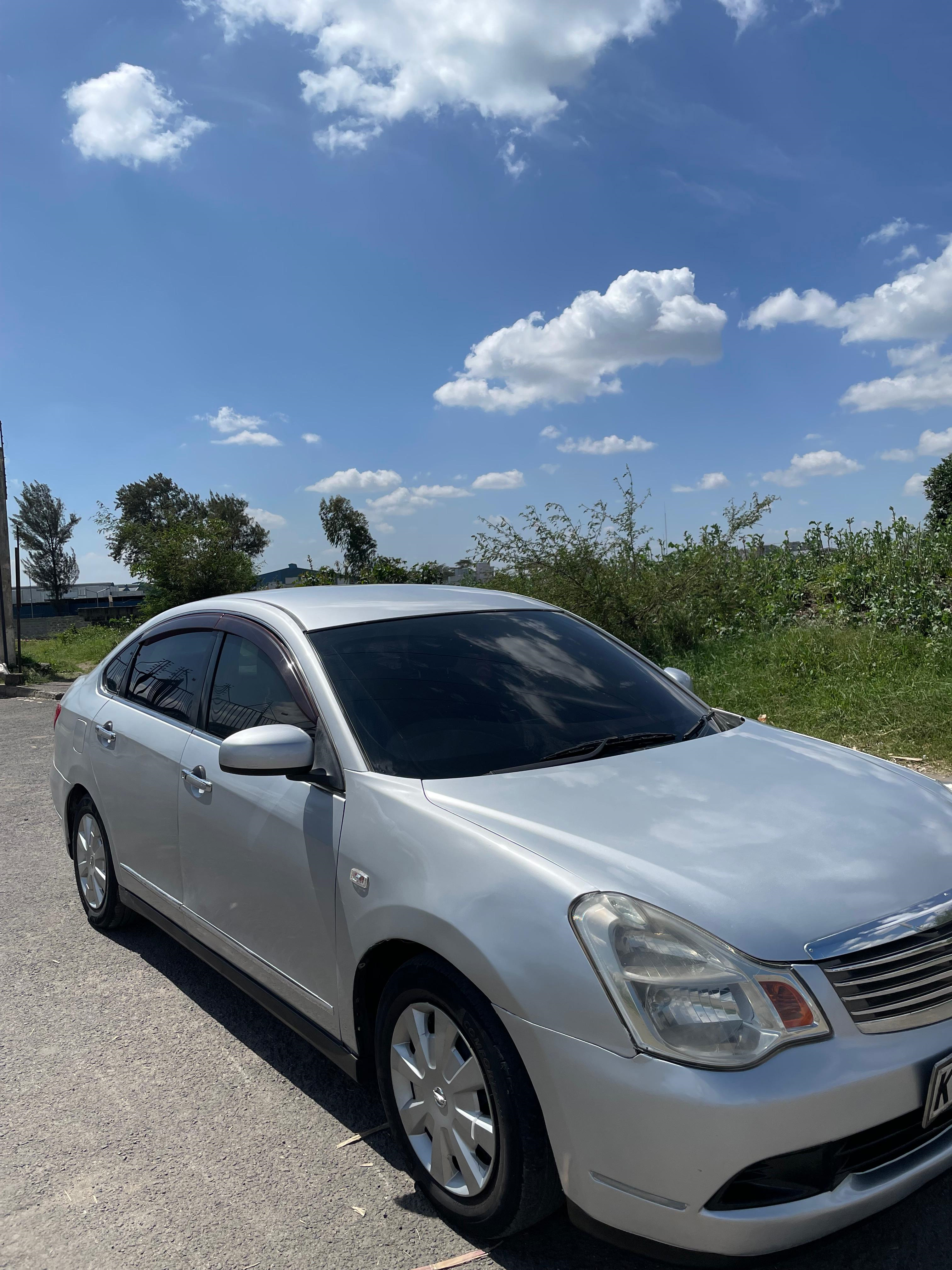 Nissan Bluebird 2010