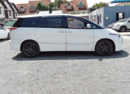 🚗 Toyota Estima  2017