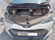 🚗 Toyota Estima  2017