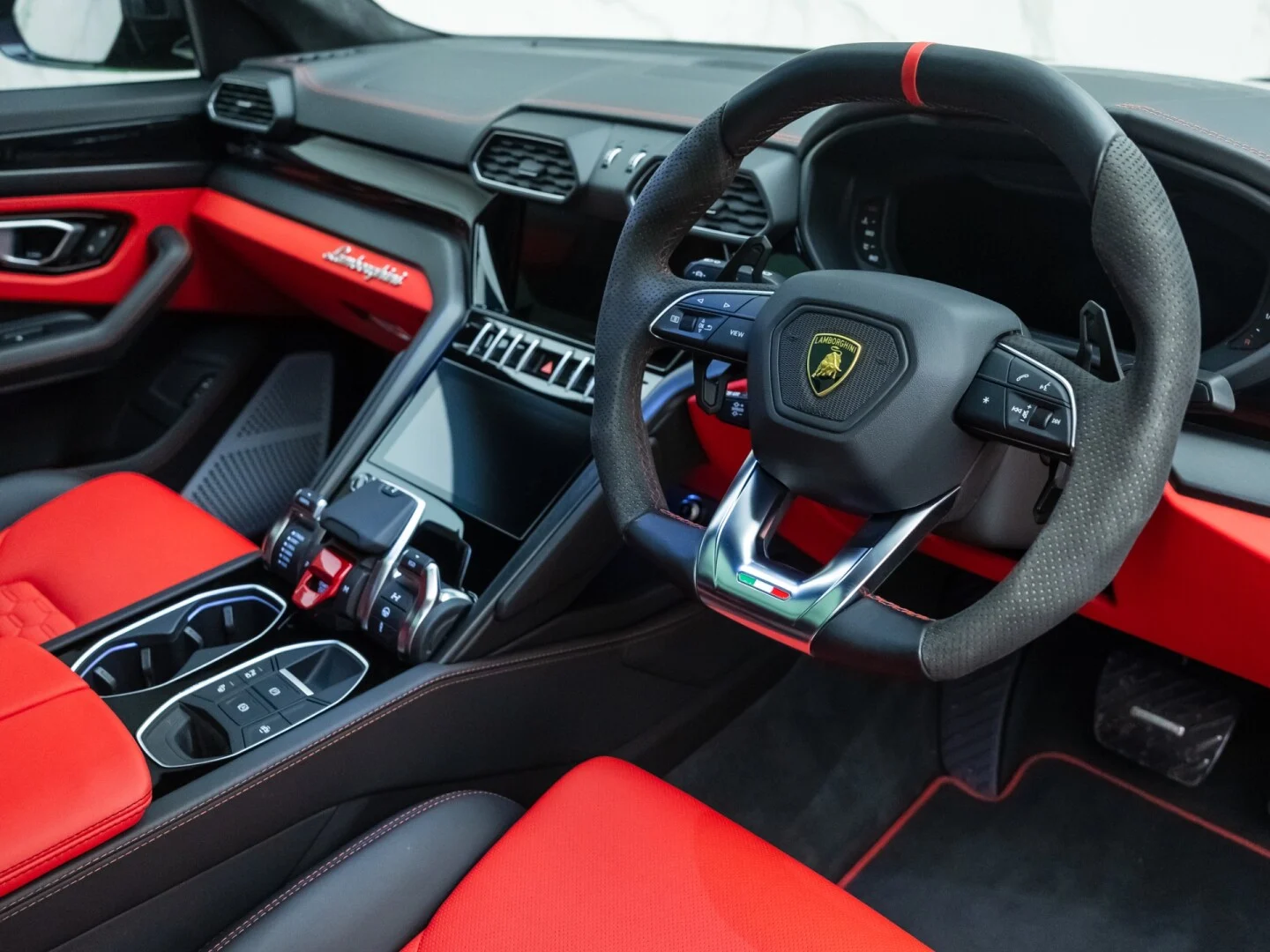 2021 Lamborghini Urus Mansory