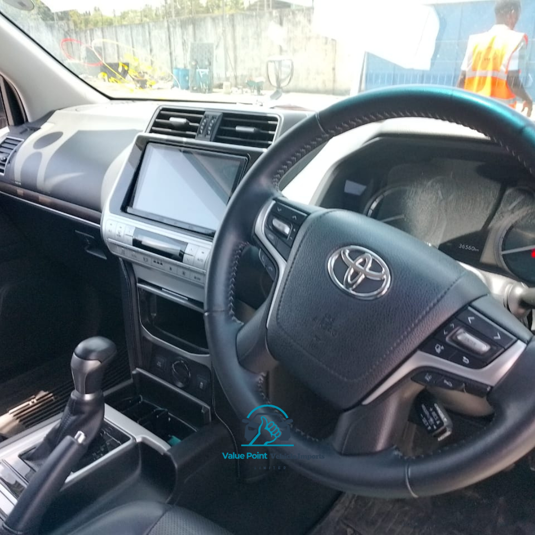 2020 Toyota Land Cruiser Prado TXL