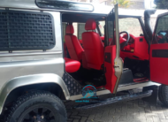 Land Rover Defender 110