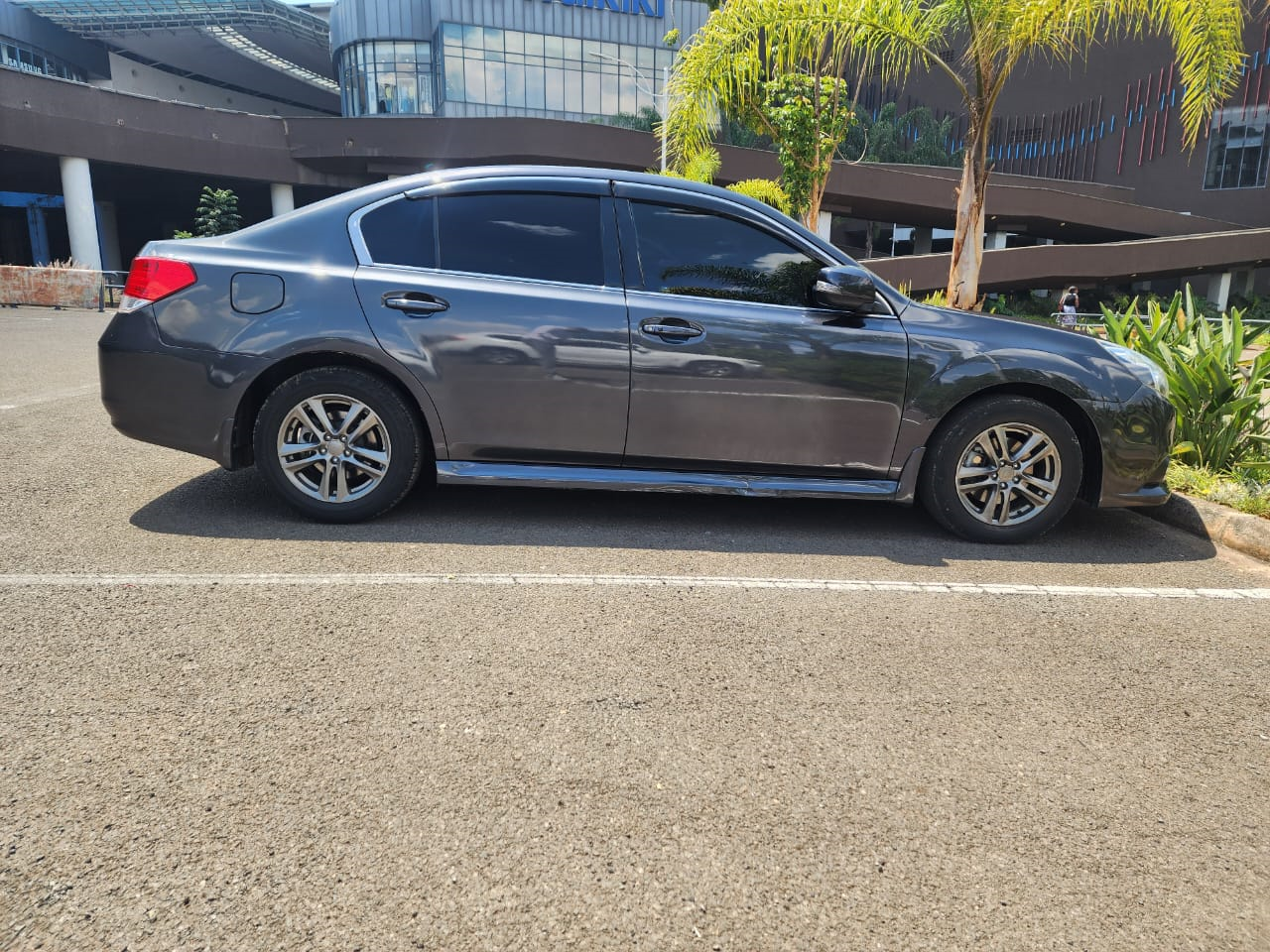2014 Subaru Legacy B4