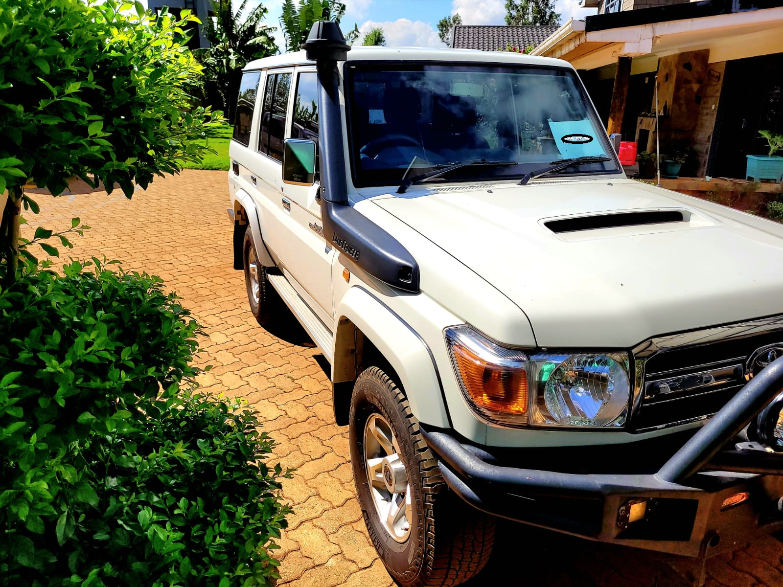 2019 Toyota Land Cruiser 76 LX V8