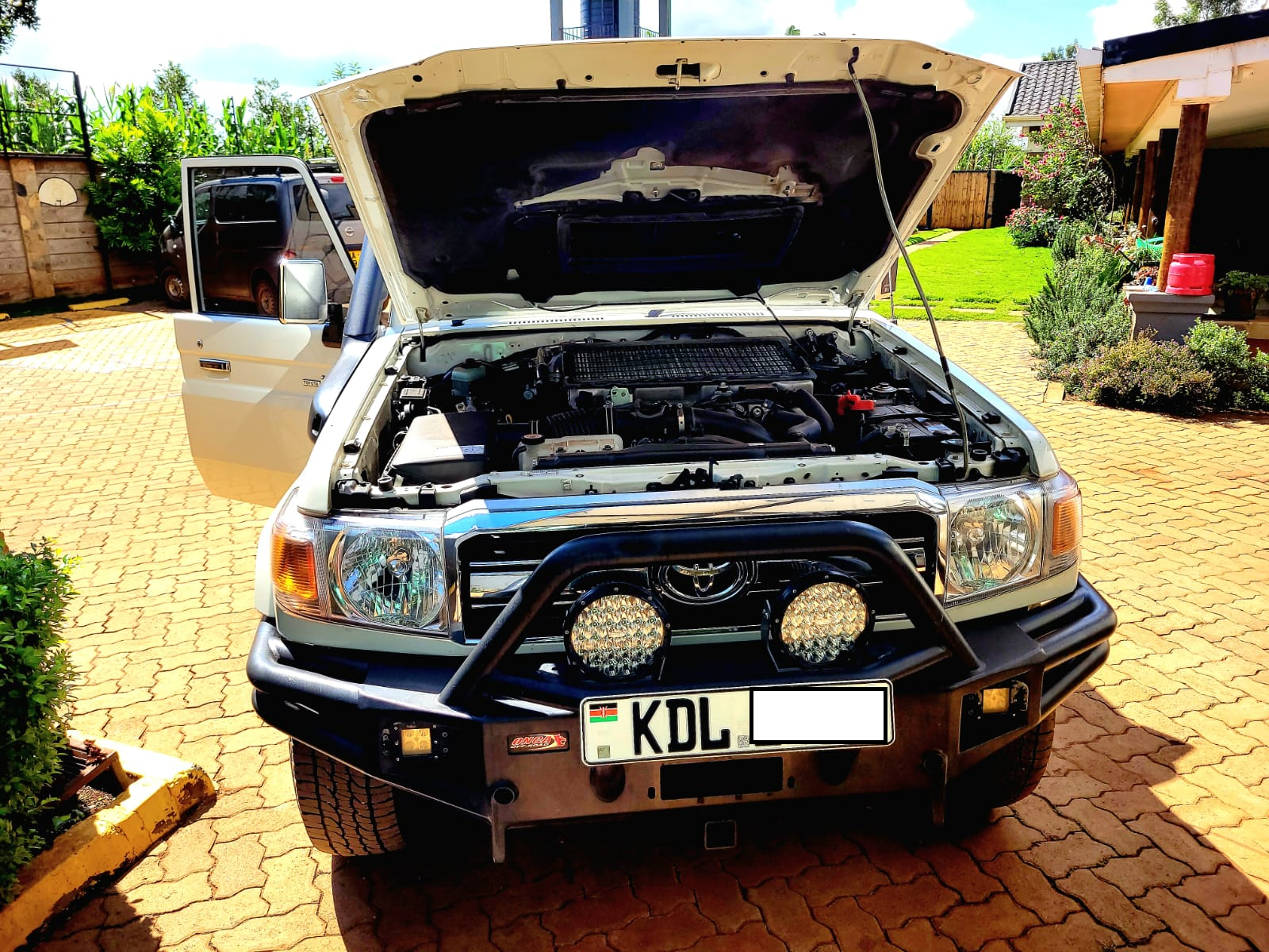 2019 Toyota Land Cruiser 76 LX V8