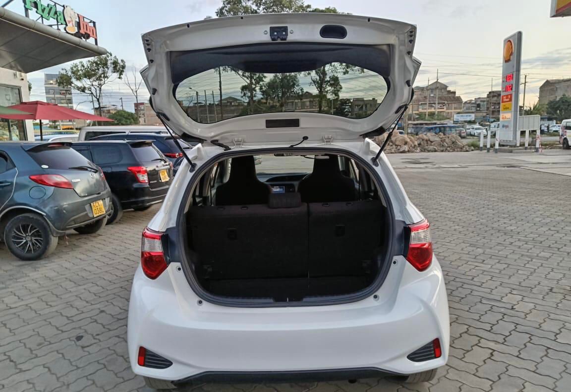 Toyota Vitz Hybrid | 2017