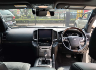 Toyota Land Cruiser V8 ZX | 2017