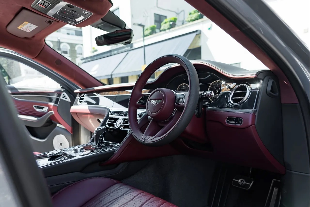 2023 Bentley Flying Spur Azure