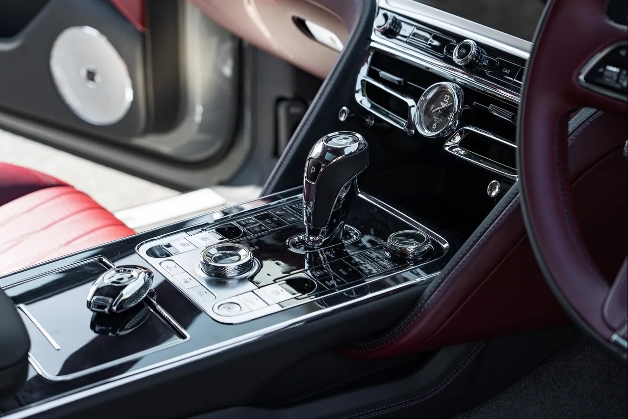 2023 Bentley Flying Spur Azure