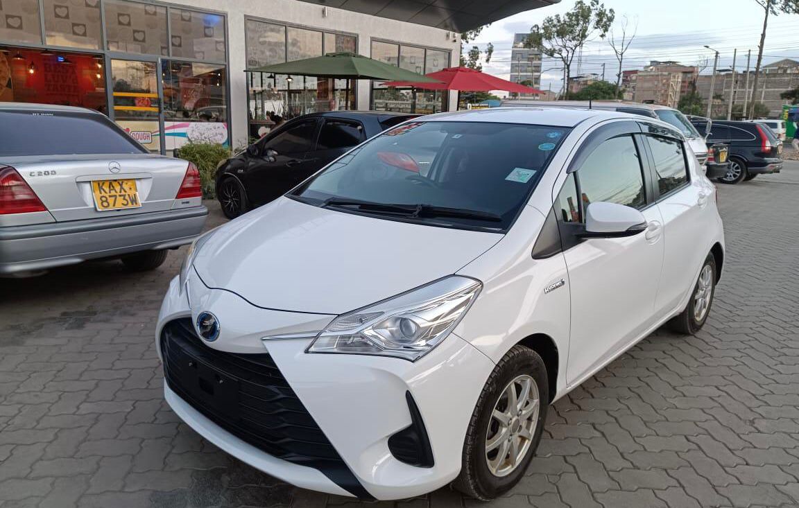 Toyota Vitz Hybrid | 2017