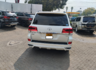 Toyota Land Cruiser V8 ZX | 2017