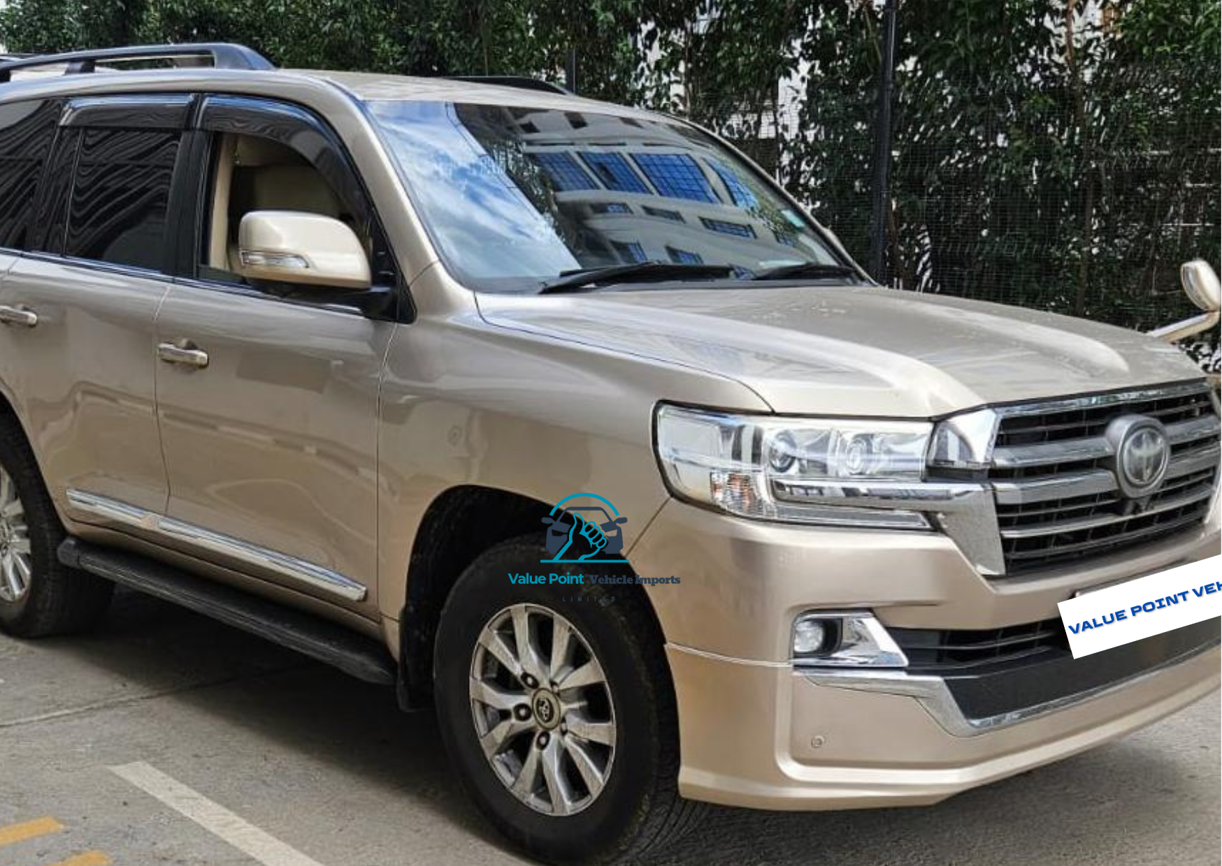 2016 Toyota Land Cruiser V8