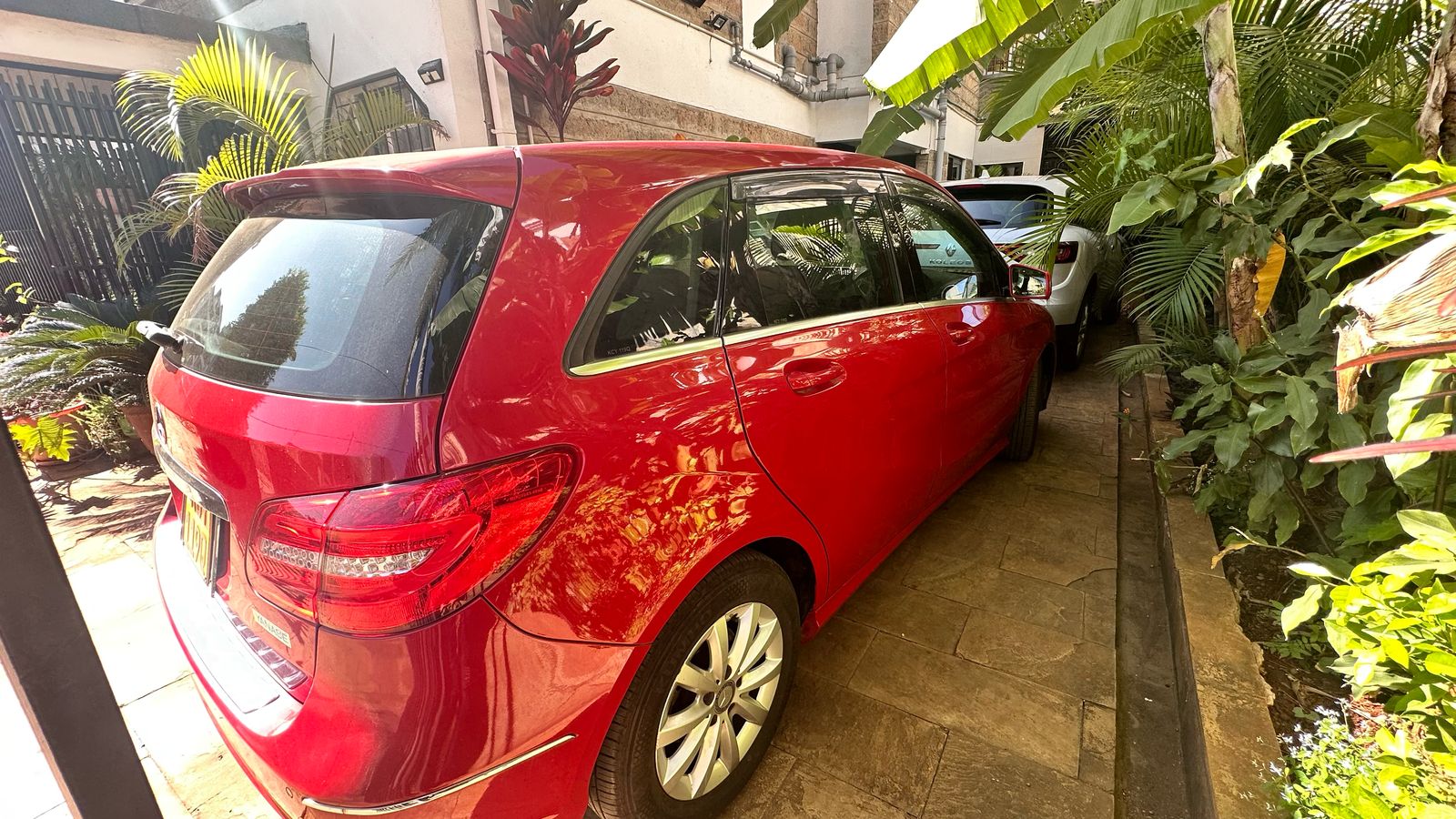 Mercedes-Benz B180 – 2013