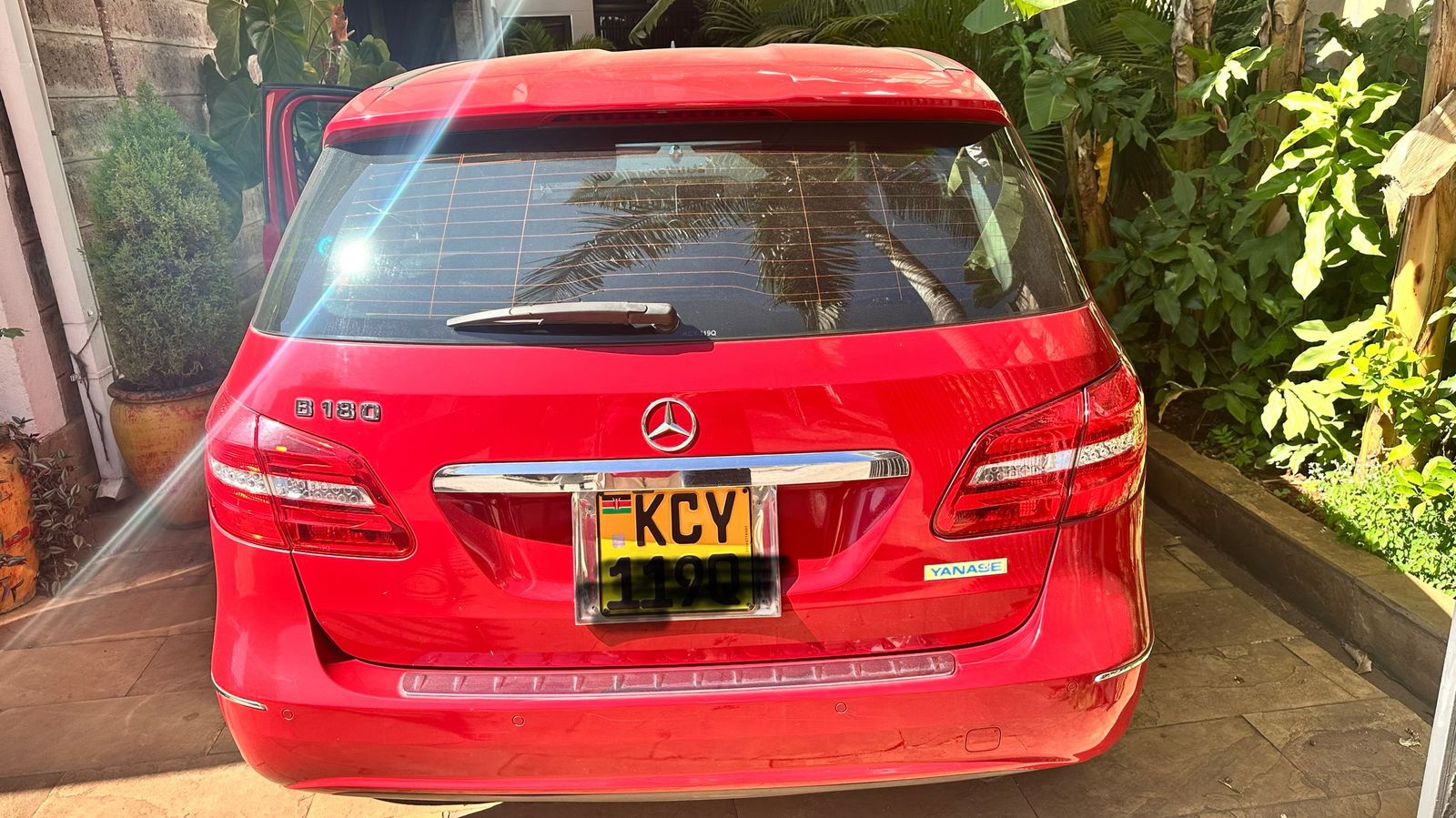 Mercedes-Benz B180 – 2013