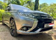 2017 Mitsubishi Outlander PHEV