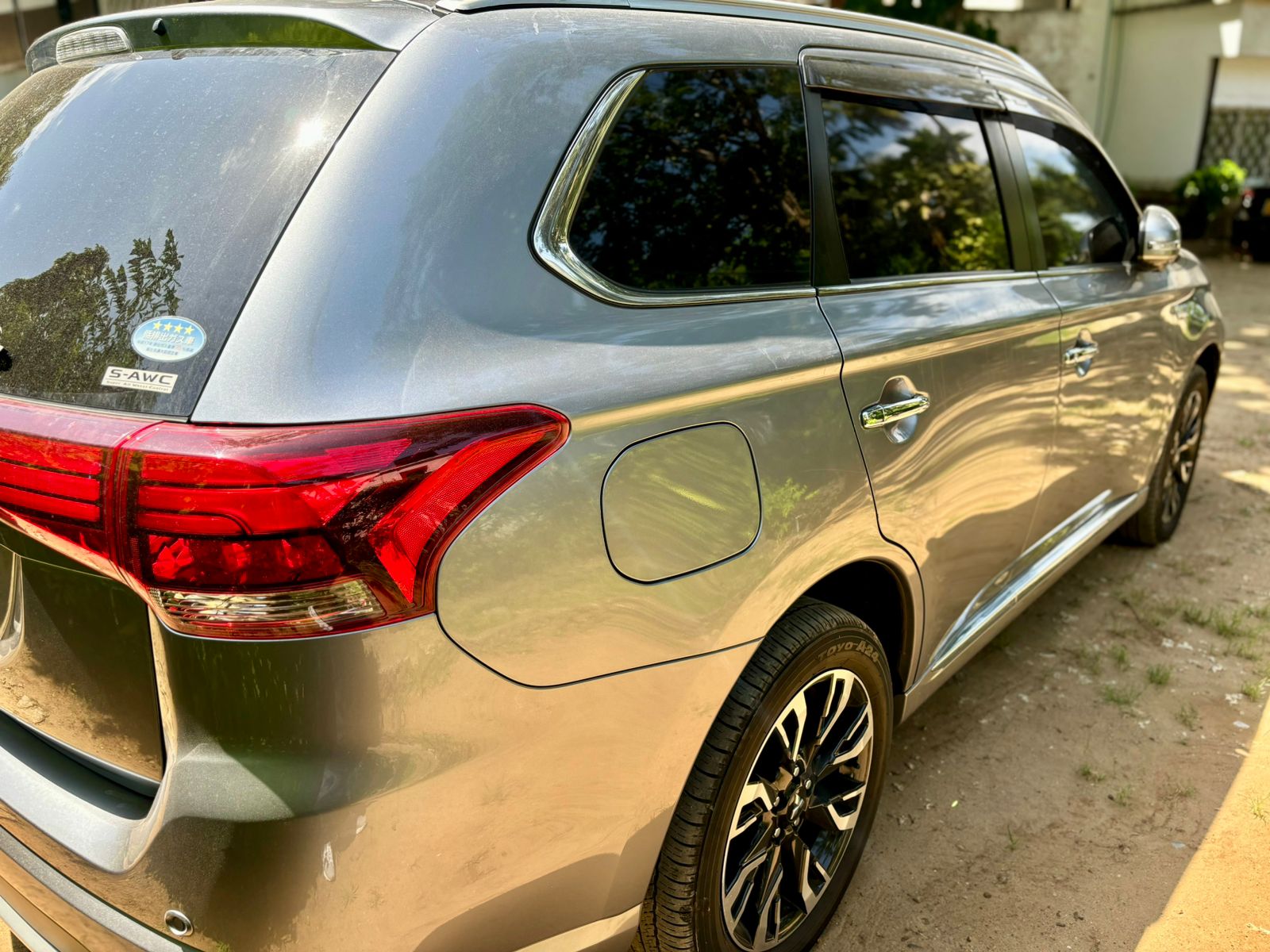 2017 Mitsubishi Outlander PHEV