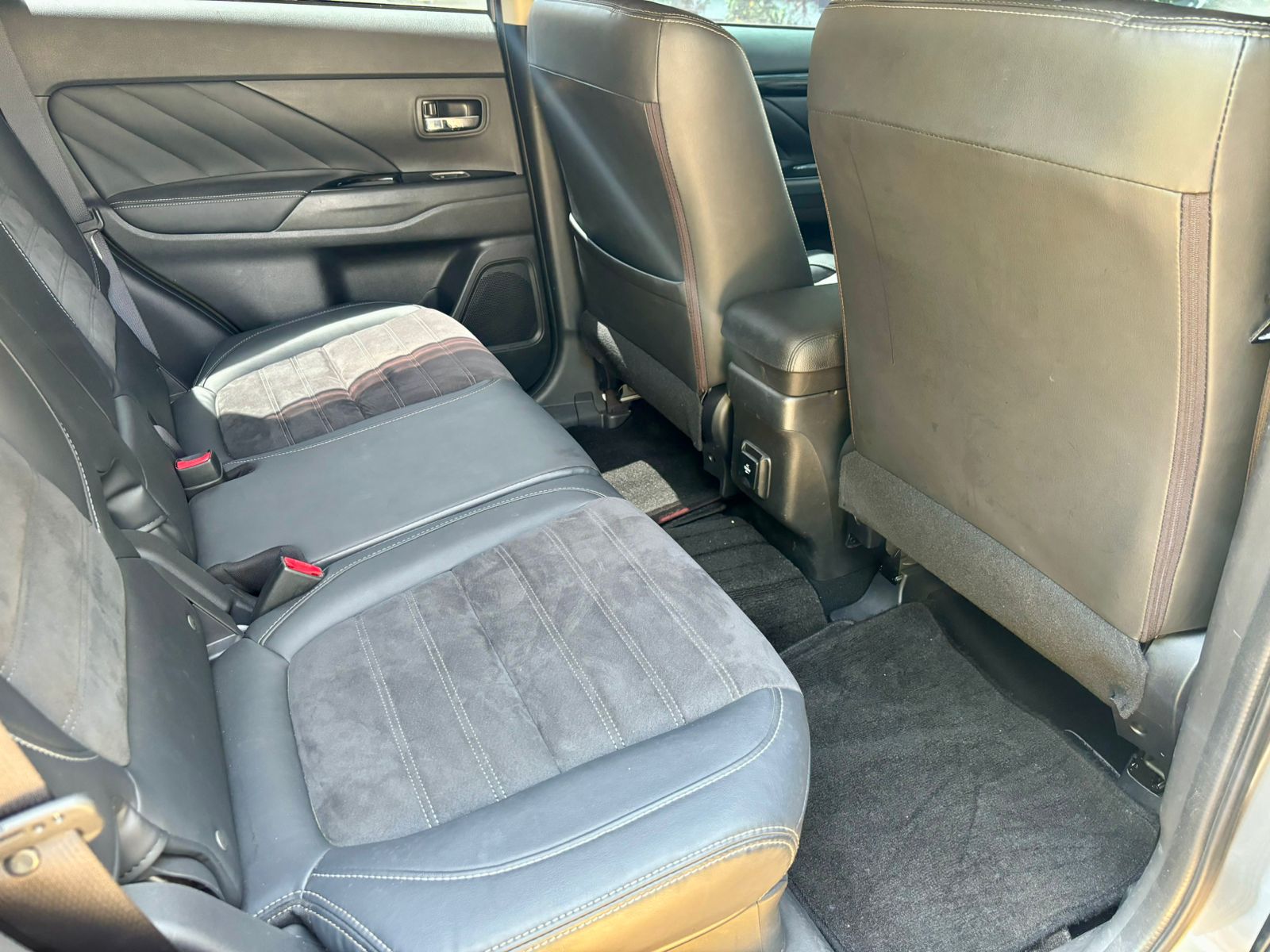 2017 Mitsubishi Outlander PHEV