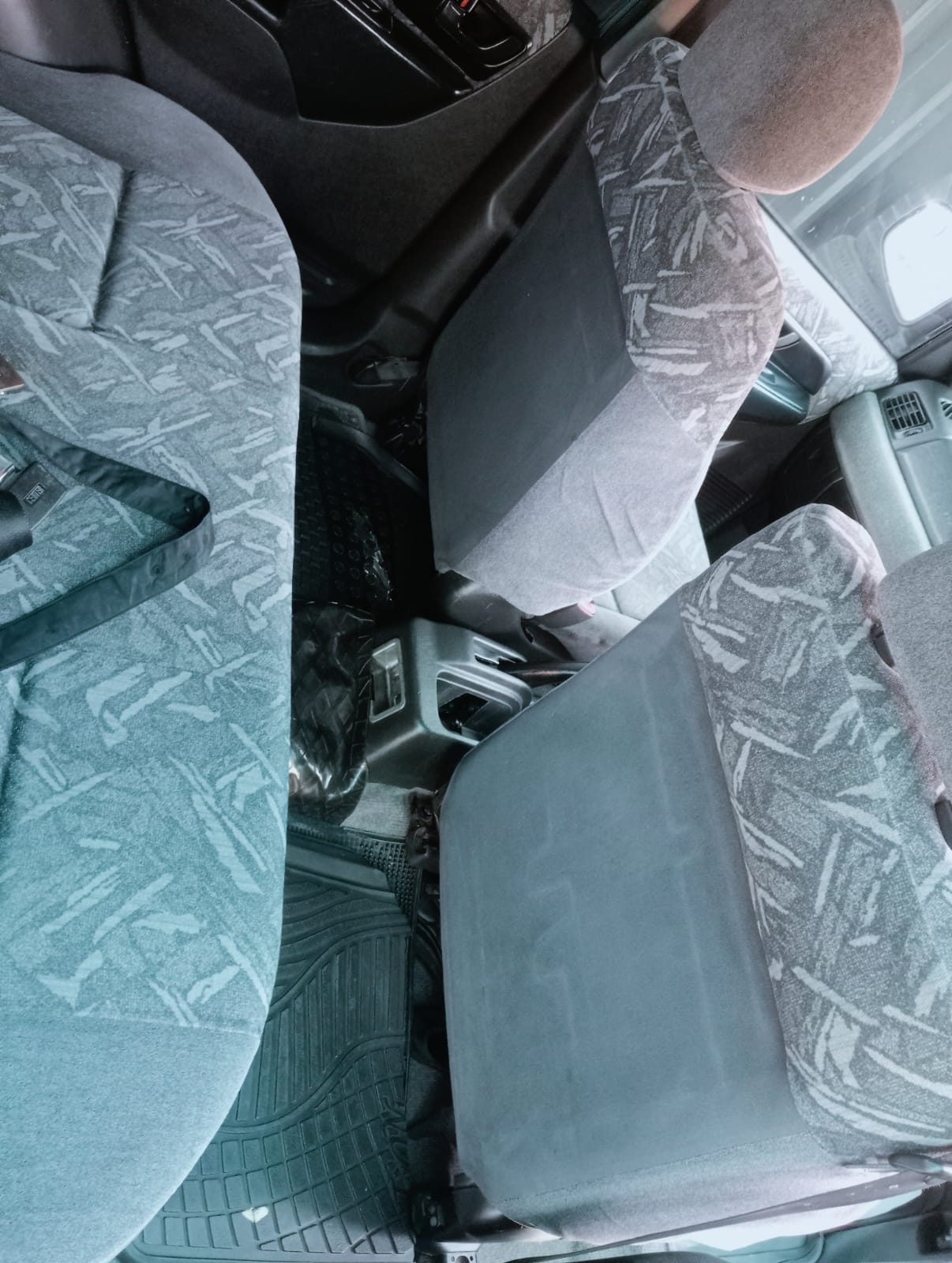 2001 Mitsubishi Pajero iO