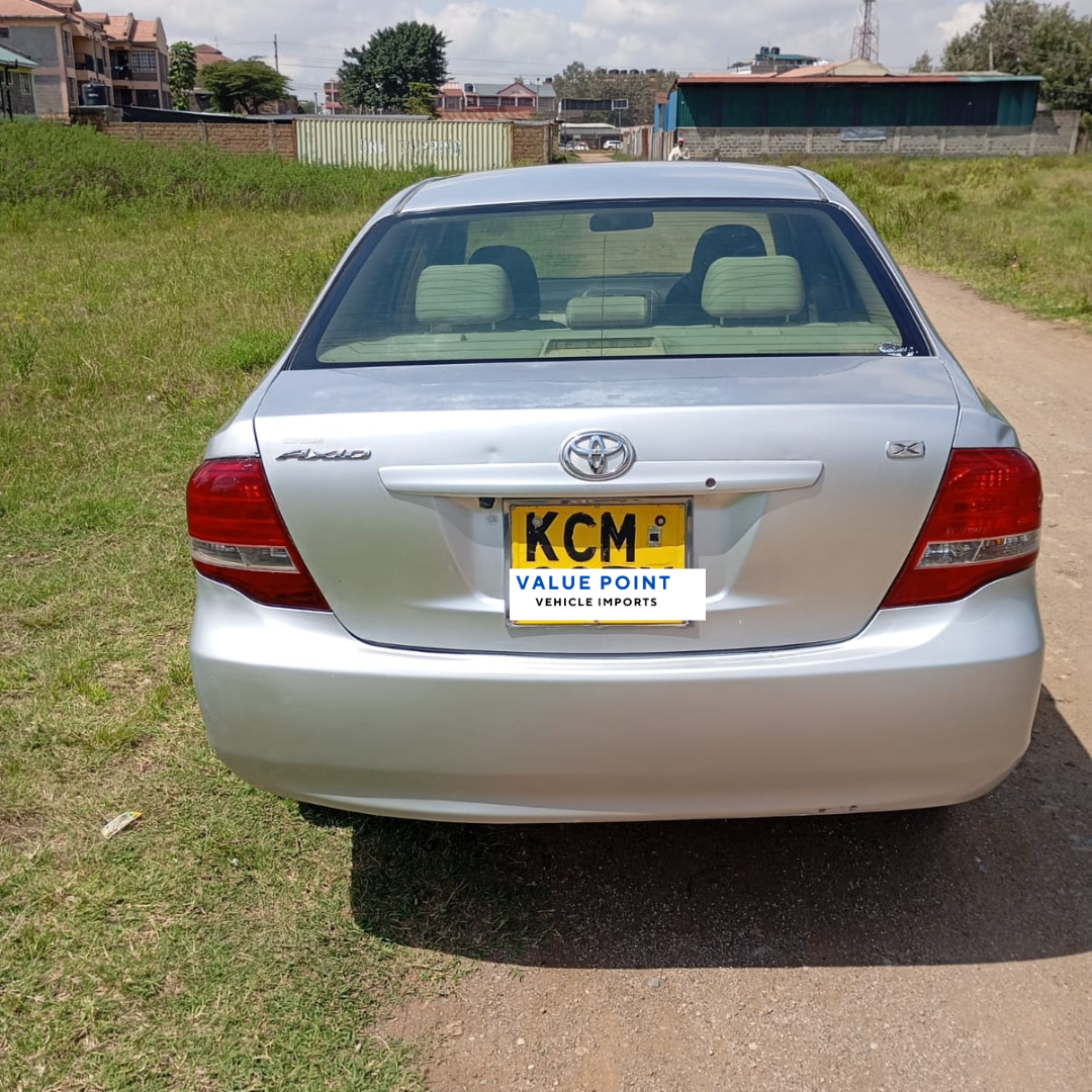 2010 Toyota Axio