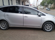 Toyota Prius Alpha 2014