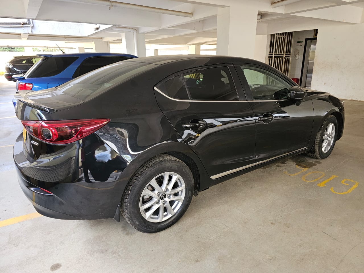 2014 Mazda Axela