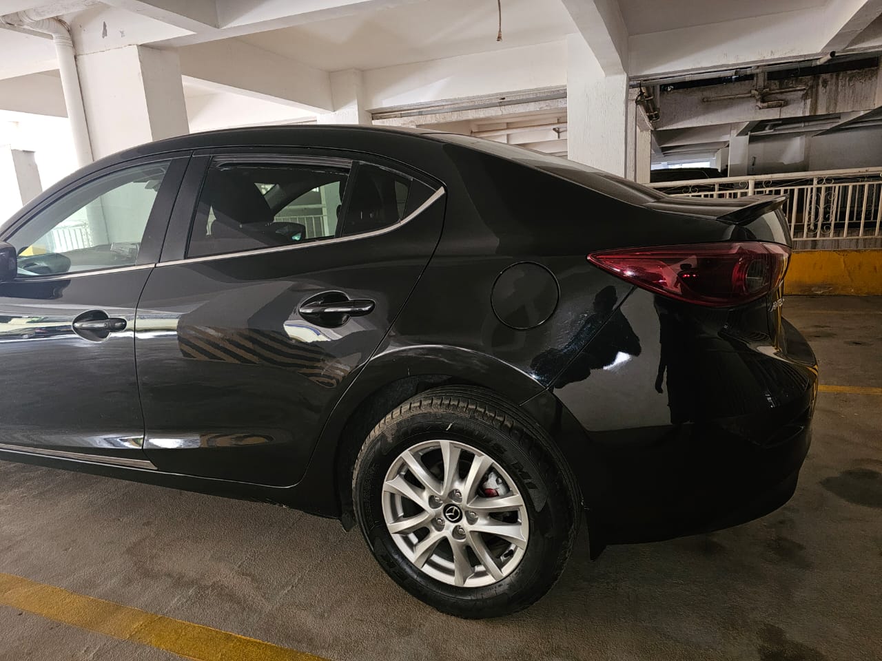2014 Mazda Axela